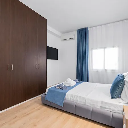 Paradise With Private Pool & Sea View Apartment *